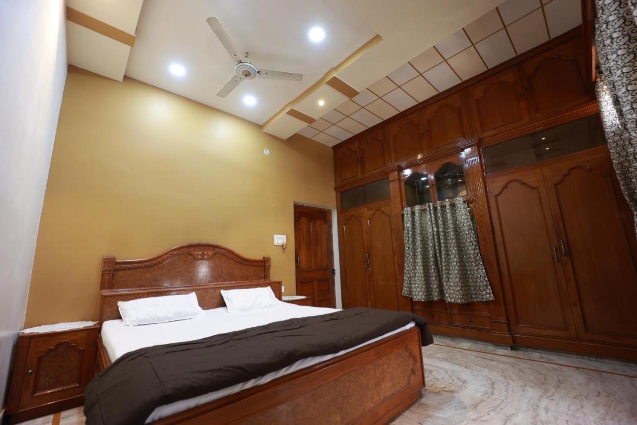 Kapoor Sahab Homestay : It'S A Home Away From Home. Varanasi Exterior foto